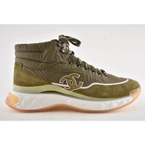 Chanel 19B Green Quilted Platform CC Logo High Top Trainer Sneaker Boot 44 11 - Picture 2 of 12